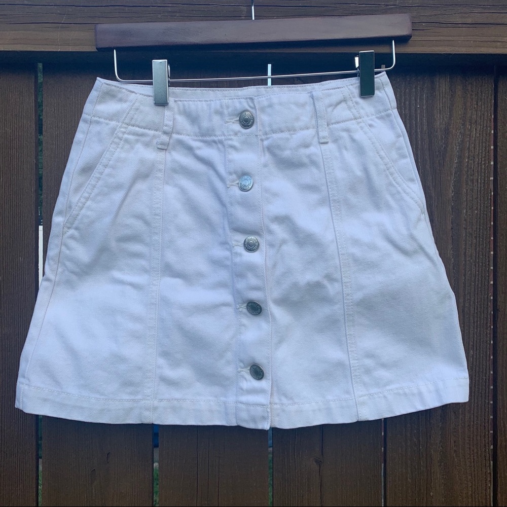 Forever 21 button skirt